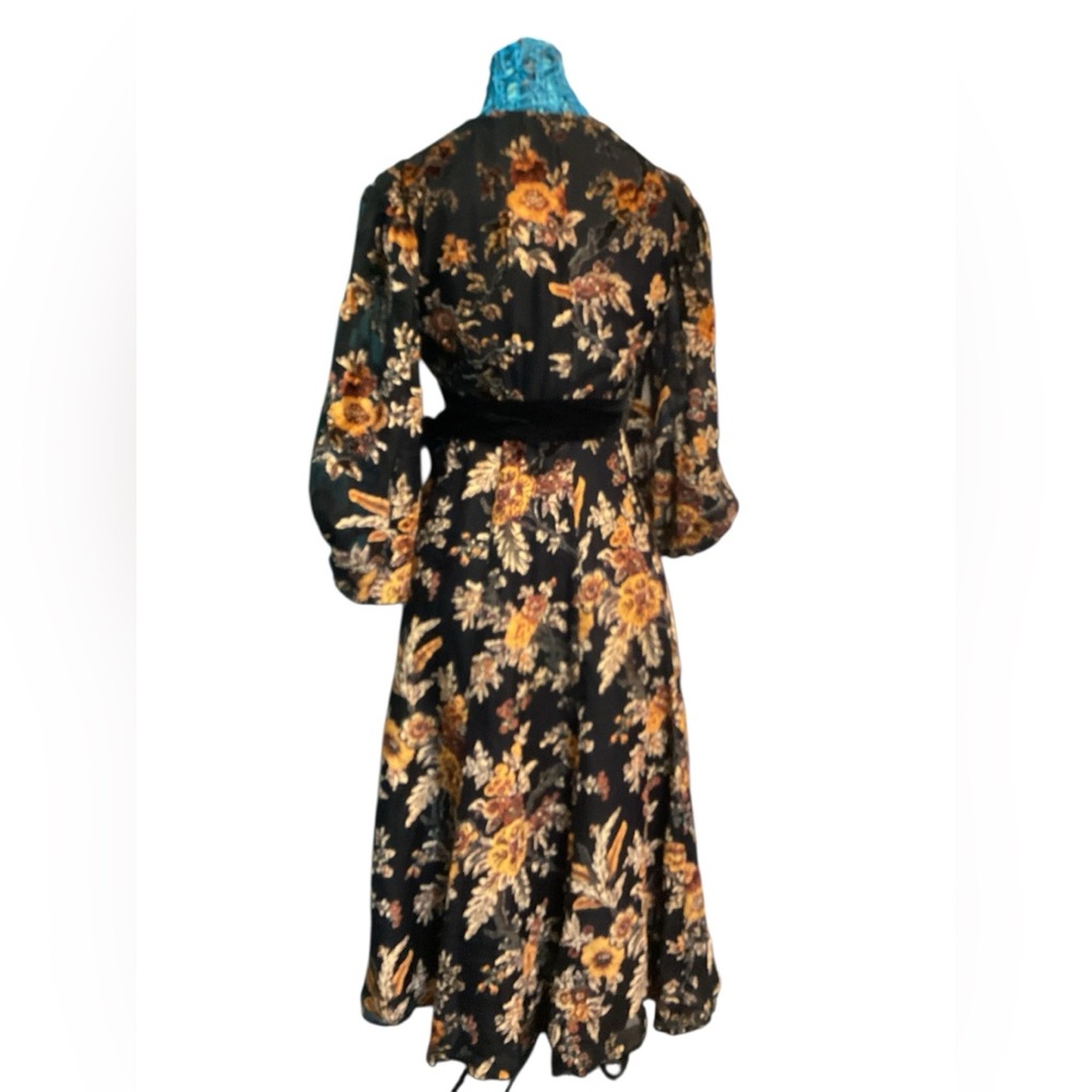 Hutch Amerie Midi Wrap Dress - Picture 6 of 8